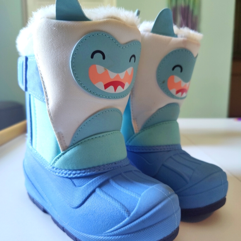 Cat & Jack Toddler Winter Boots